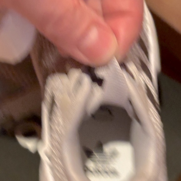 Adidas size 5K - Picture 4 of 4